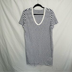 Universal Thread T-shirt Dress Blue White Stripe Size L Vneck Cotton Summer EUC